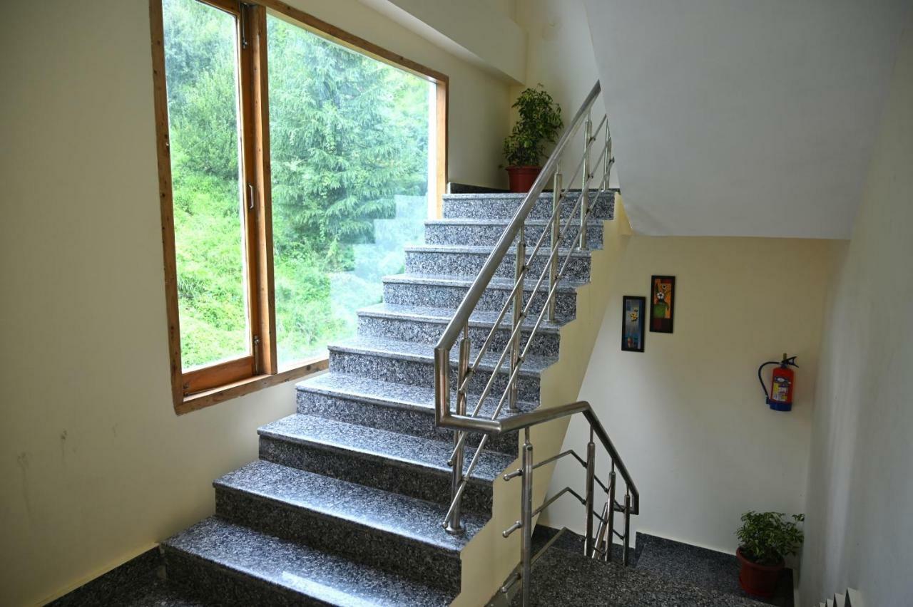 Готель Highq Manali Екстер'єр фото